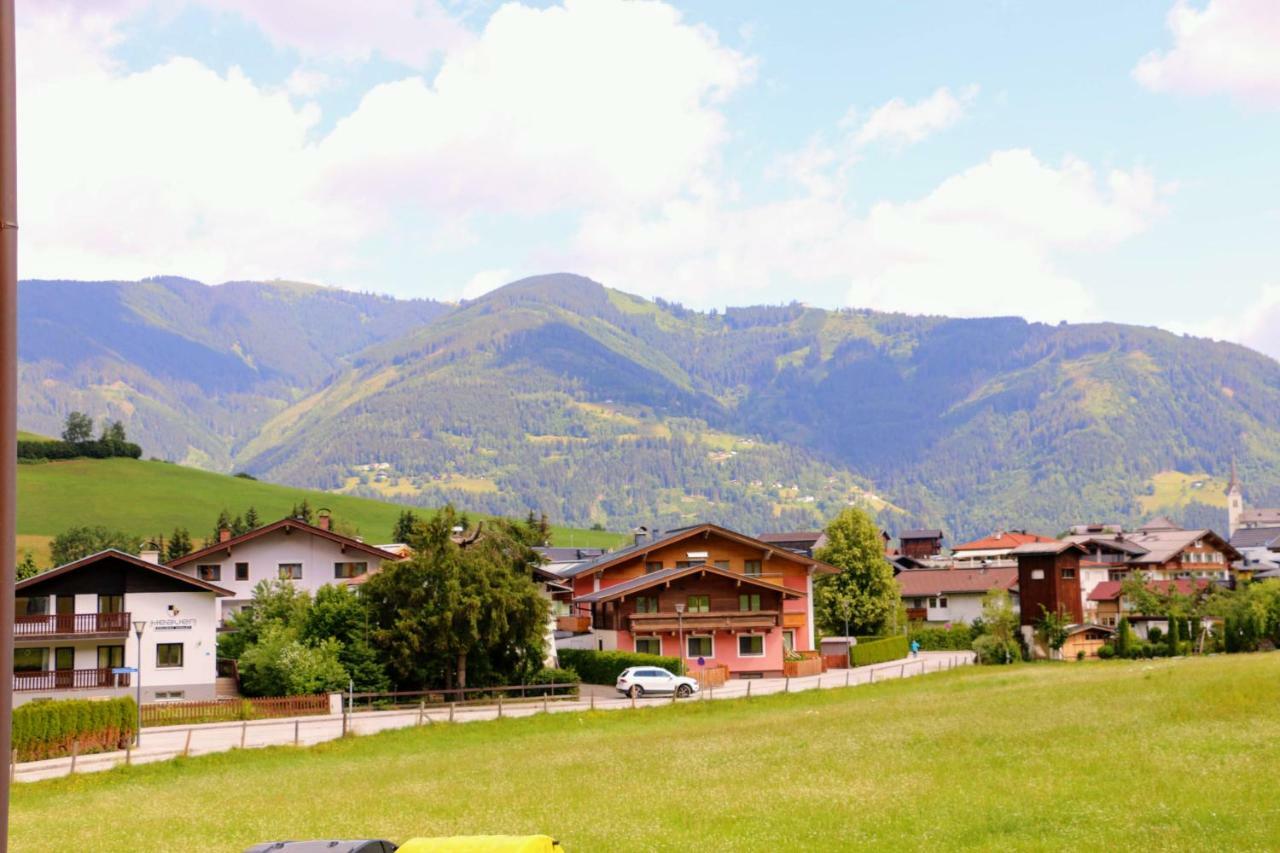 Green Wall Apartment Kaprun Exterior photo